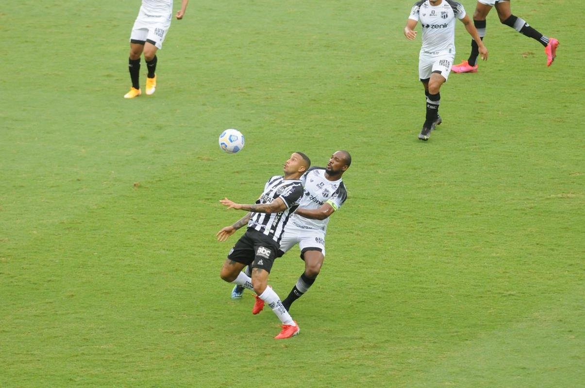 Fotos do jogo entre Atltico e Cear, no Mineiro, pela 25 rodada da Srie A do Campeonato Brasileiro