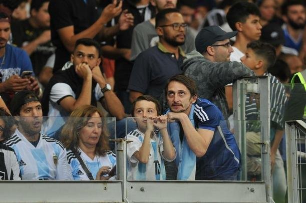 Fotos do duelo entre Argentina e Paraguai, no Mineiro, pela Copa Amrica