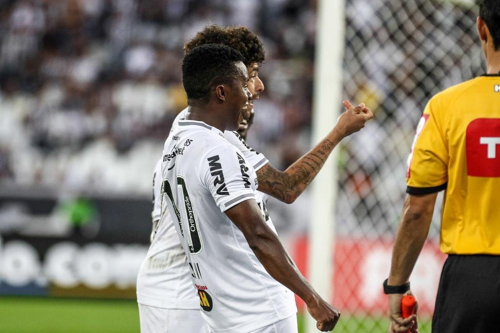 Veja as imagens do jogo entre Botafogo x Atltico, realizado no estdio Nilton Santos, no Rio de Janeiro