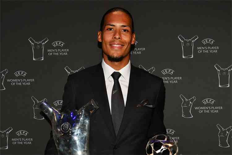 Benzema conquista o prêmio de melhor jogador da Europa na temporada, futebol internacional