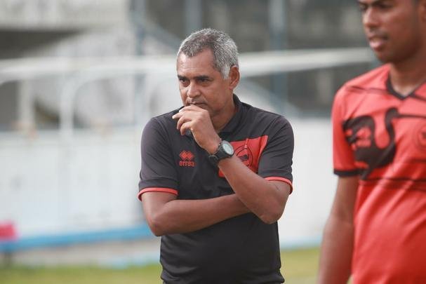Ricardo recebeu a reportagem do Superesportes em Olinda antes do treino do bis
