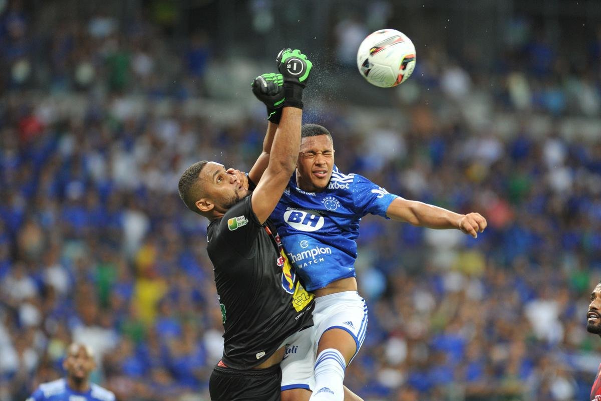 Fotos do jogo entre Cruzeiro e Pouso Alegre