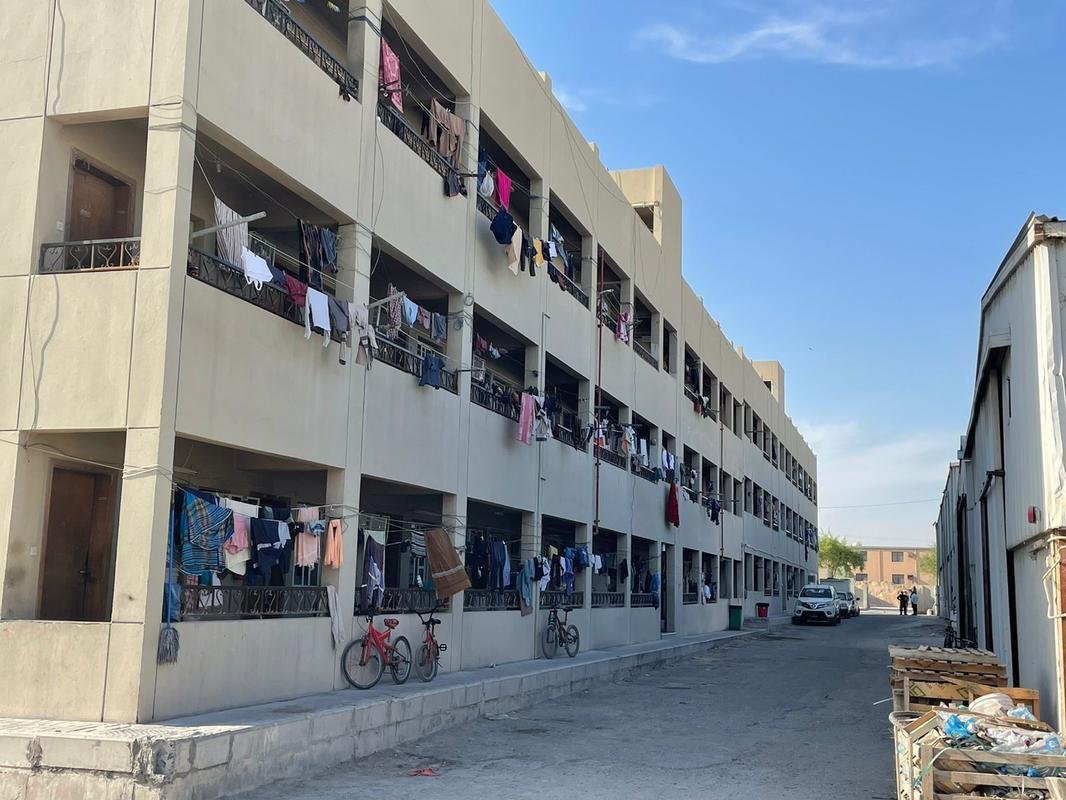 Cenas da rea Industrial, regio pobre de Doha habitada por imigrantes