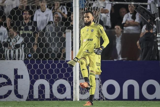 Fotos do jogo entre Santos e Atltico na Vila Belmiro, em Santos, pela 30 rodada do Campeonato Brasileiro