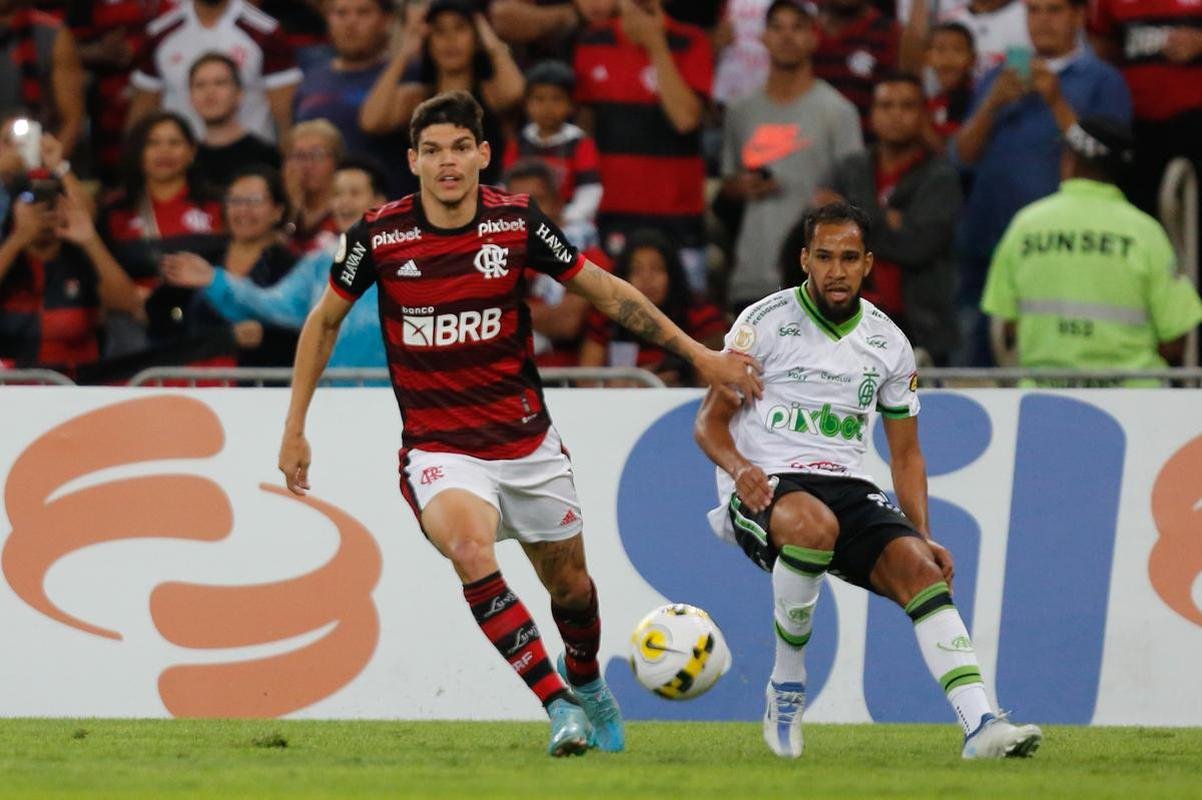 Amrica foi derrotado pelo Flamengo por 3 a 0, no Maracan 