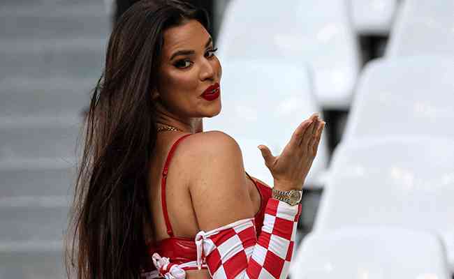 La modelo croata Ivana Knoll intentó predecir quién ganaría