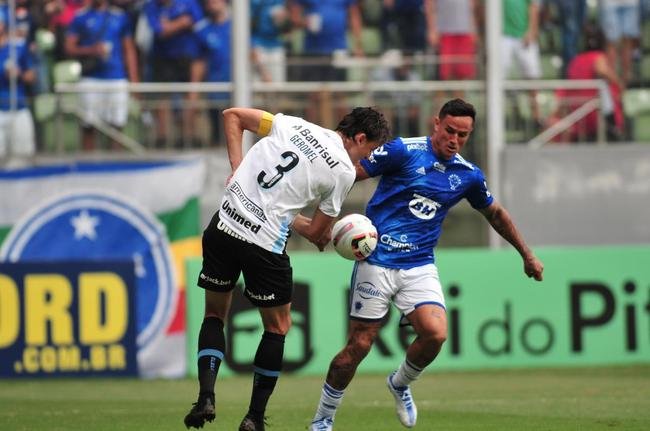 Fotos da partida entre Cruzeiro e Grmio, no Independncia, pela sexta rodada da Srie B do Brasileiro