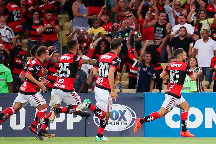 São Paulo x Flamengo  Um confronto dramático