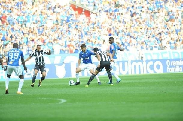 Imagens do jogo entre Cruzeiro e Botafogo, pela 19 rodada do Brasileiro, no Mineiro