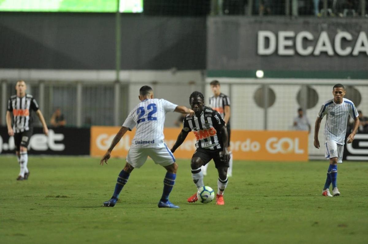 Confira as melhores imagens do duelo no Horto, pela estreia do Brasileiro