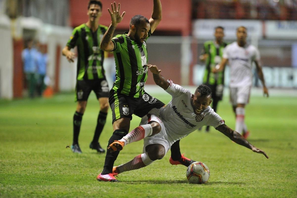 As melhores fotos do duelo entre Villa Nova e Amrica, em Nova Lima, pelo Mineiro