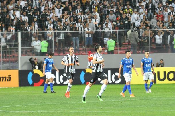 Atltico e Cruzeiro se enfrentaram pelas quartas de final da Copa do Brasil