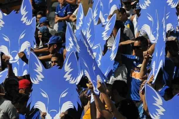 Torcida do Cruzeiro compareceu em bom nmero ao Mineiro para partida contra o Vitria pelo Brasileiro