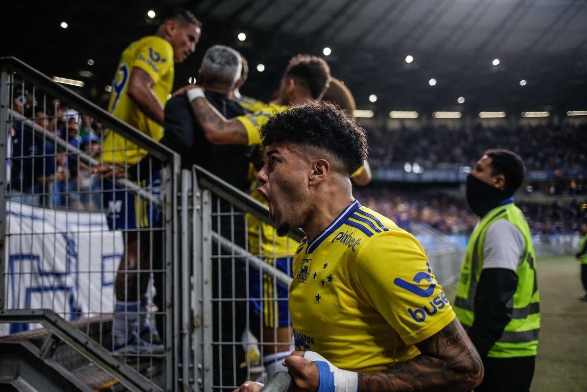As melhores fotos do jogo entre Cruzeiro e Operrio-PR, no Mineiro, em Belo Horizonte, pela 29 rodada da Srie B do Brasileiro