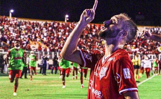 Kaio Wilker marcou dois gols em sete jogos pelo Sergipe