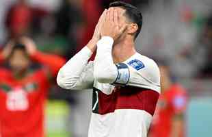 Cristiano Ronaldo chorou muito ao deixar o gramado aps a eliminao de Portugal diante de Marrocos