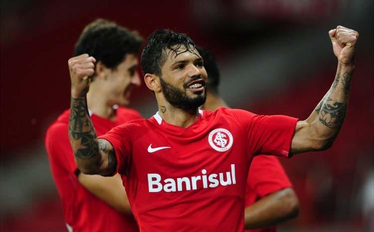 Em 2017, o Inter perdeu o título da Série B para o América, mas subiu para a Primeira Divisão