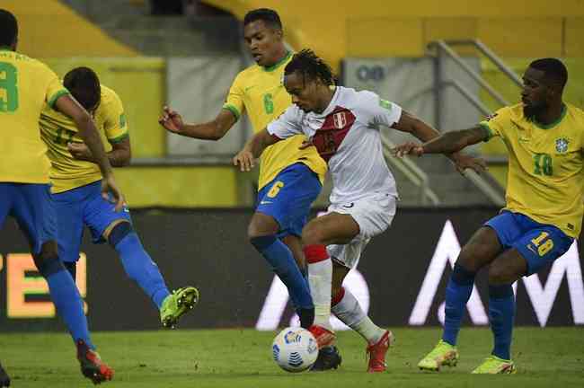 Brasil volta a campo primeiro para enfrentar a Venezuela, fora de casa, no dia 7