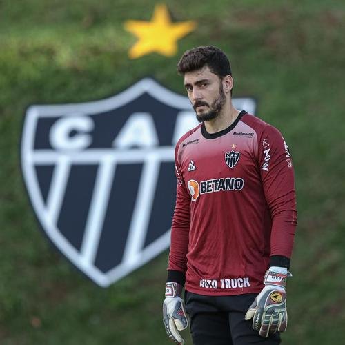 Com Guilherme Arana de volta, Cuca comanda atividade na Cidade do Galo