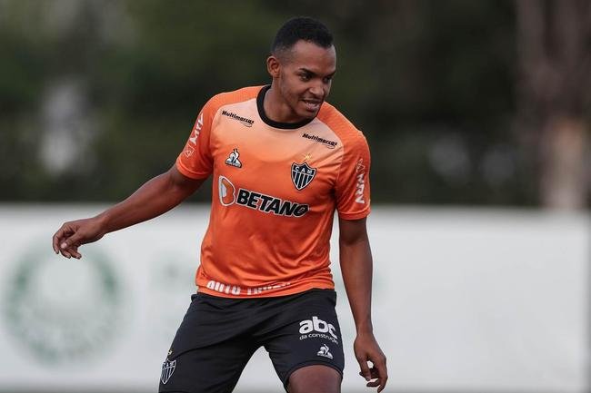 Cuca orientou atividade no CT do Palmeiras, na Barra Funda, em So Paulo 