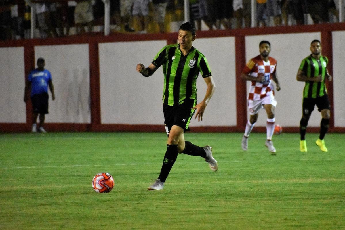 Amrica virou diante do Tombense no fim e conquistou primeira vitria como visitante no Mineiro