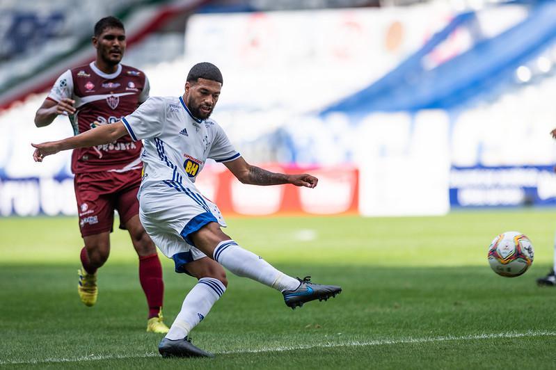Cruzeiro goleou Patrocinense no Mineirão com gols de Ramon, Roberson e Maurício