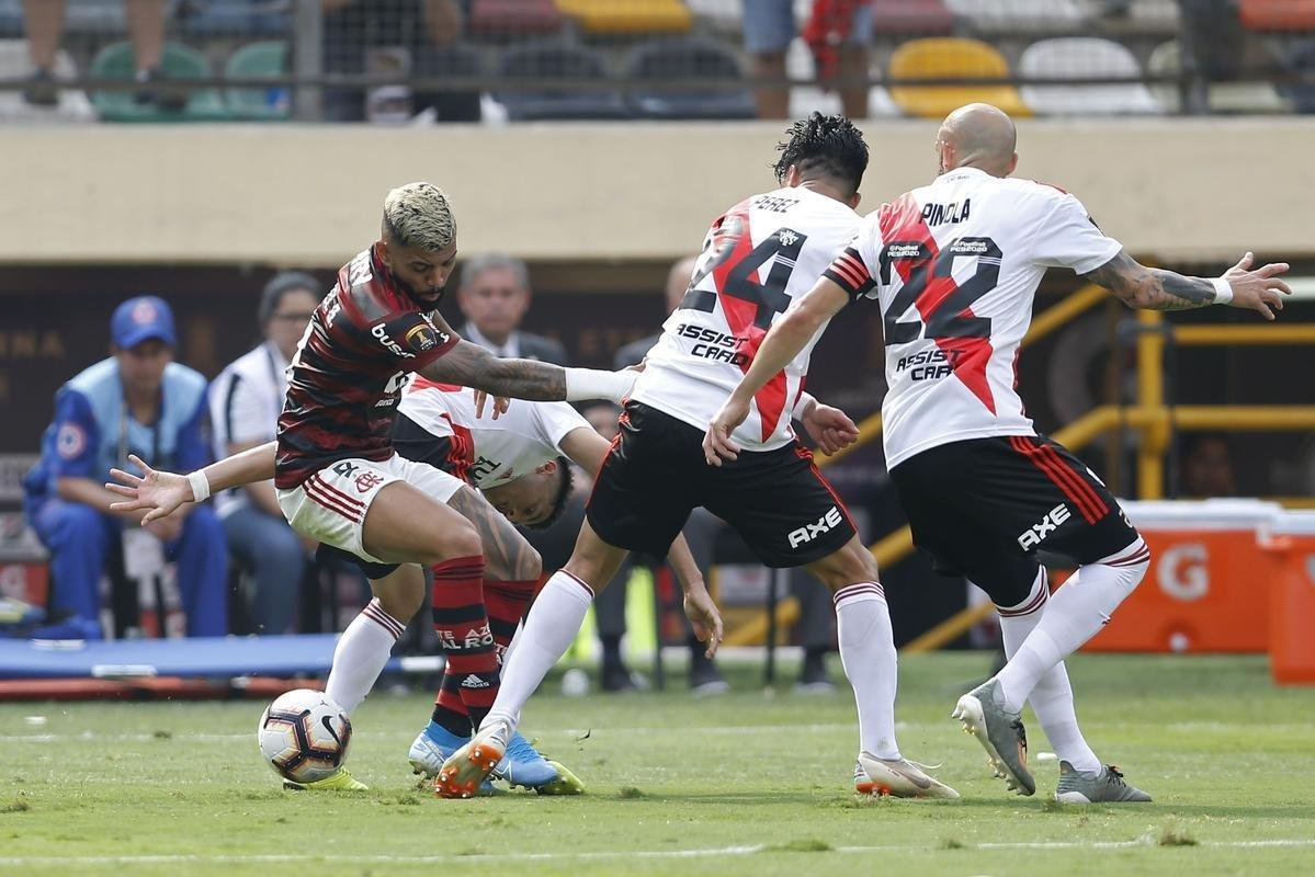 Fotos do jogo entre Flamengo e River Plate