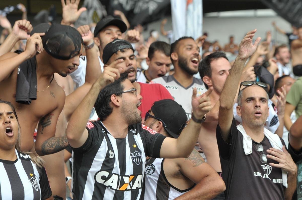 Fotos da torcida do Atltico na primeira final do Mineiro, contra o Cruzeiro, no Mineiro