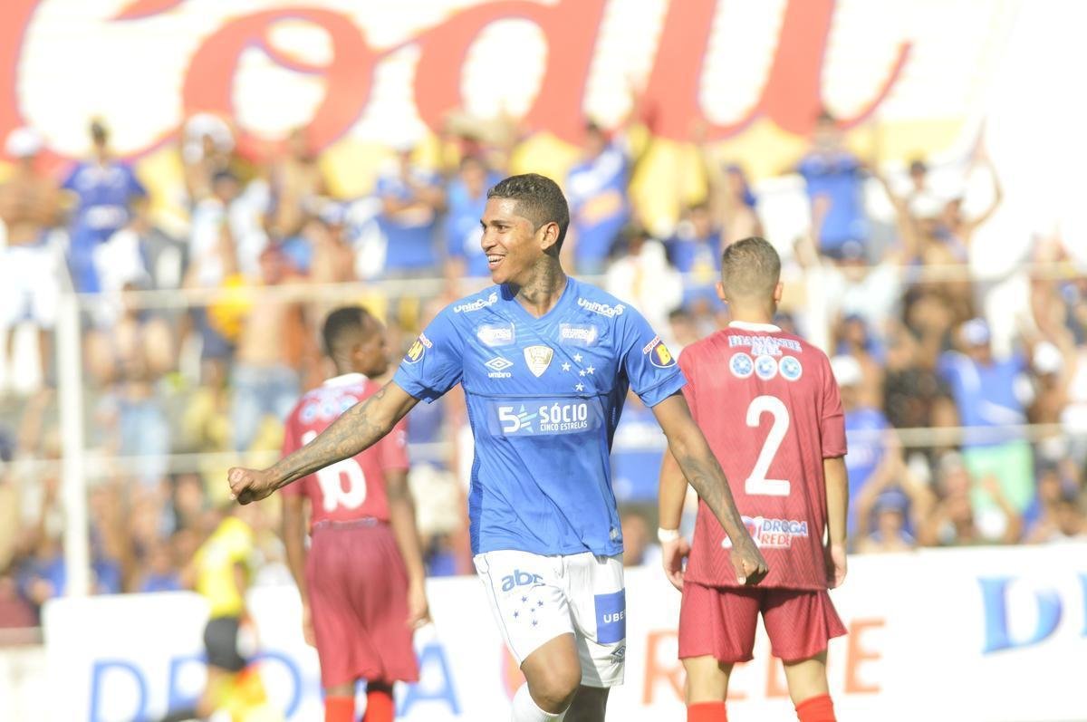 No segundo tempo, Raniel ampliou para o Cruzeiro: 3 a 1