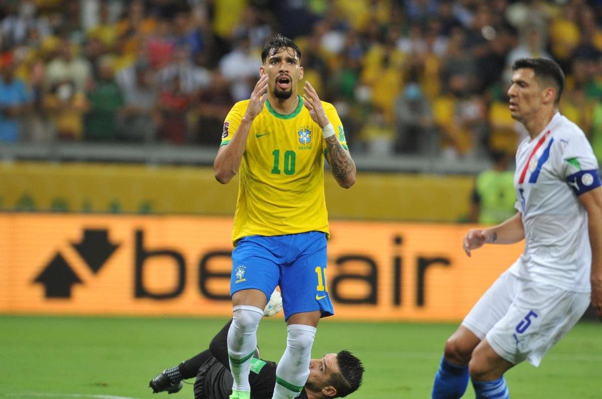 Brasil goleou o Paraguai por 4 a 0 no Mineiro, em BH, pelas Eliminatrias da Copa do Mundo, com gols de Raphinha, Philippe Coutinho, Antony e Rodrygo