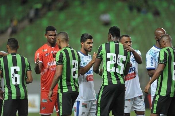 Fotos da partida entre Amrica e URT, no Independncia, pela sexta rodada do Campeonato Mineiro