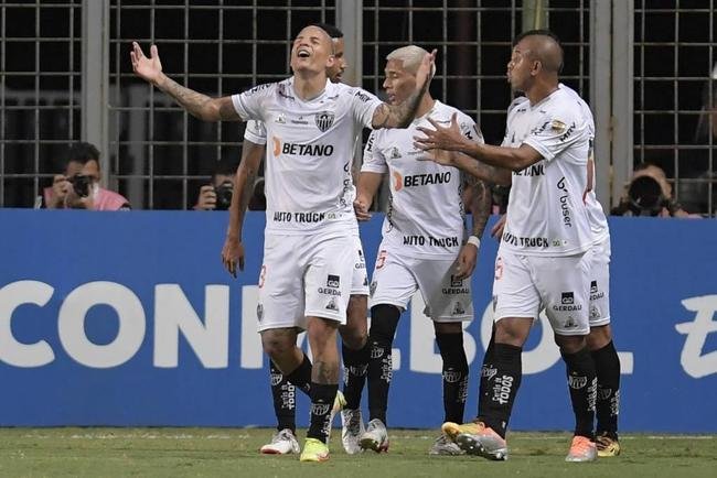 Lder do Grupo D, com oito pontos, o Atltico precisa de uma vitria ou ento de dois empates para se classificar s oitavas de final