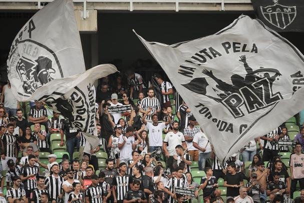 Veja fotos da goleada do Atlético por 5 a 0 sobre o Tupynambás