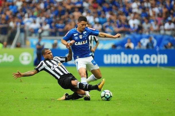 Imagens do clssico entre Cruzeiro e Atltico, pela 30 rodada da Srie A, no Mineiro