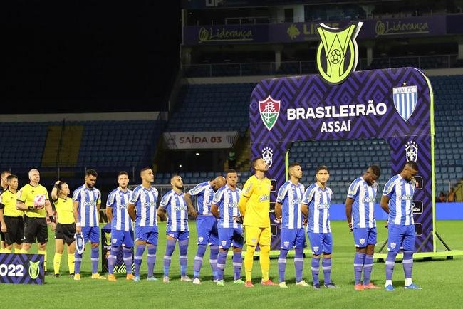 11� - Ava� - 4 vermelhos