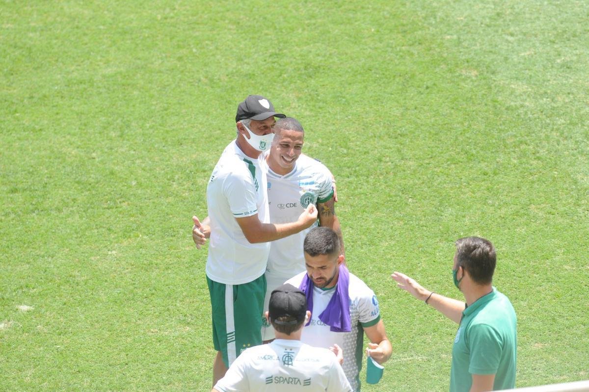 Equipes se enfrentaram neste sbado, pela 13 rodada da competio