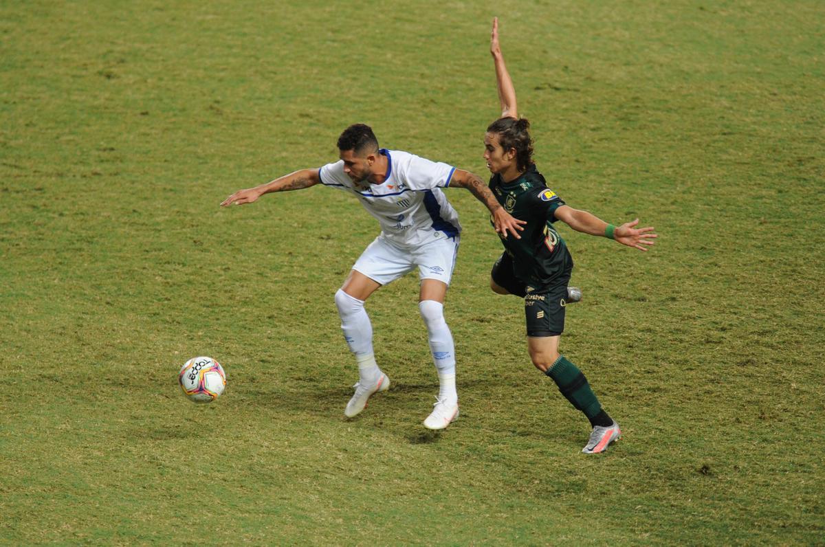 Fotos do jogo entre Amrica e Ava, no Independncia, em Belo Horizonte, pela 38 rodada da Srie B do Campeonato Brasileiro