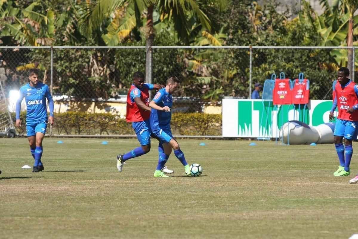 Imagens do treino do Cruzeiro nesta tera-feira (11 de julho) na Toca da Raposa II