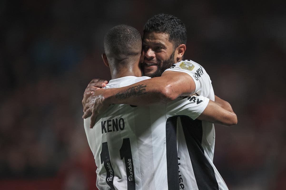 Atltico-GO x Atltico: veja fotos do jogo pelo Brasileiro