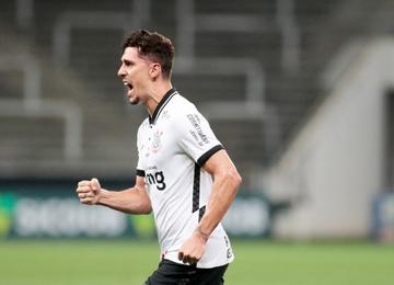 Jogador de 32 anos está fora dos planos do Corinthians 