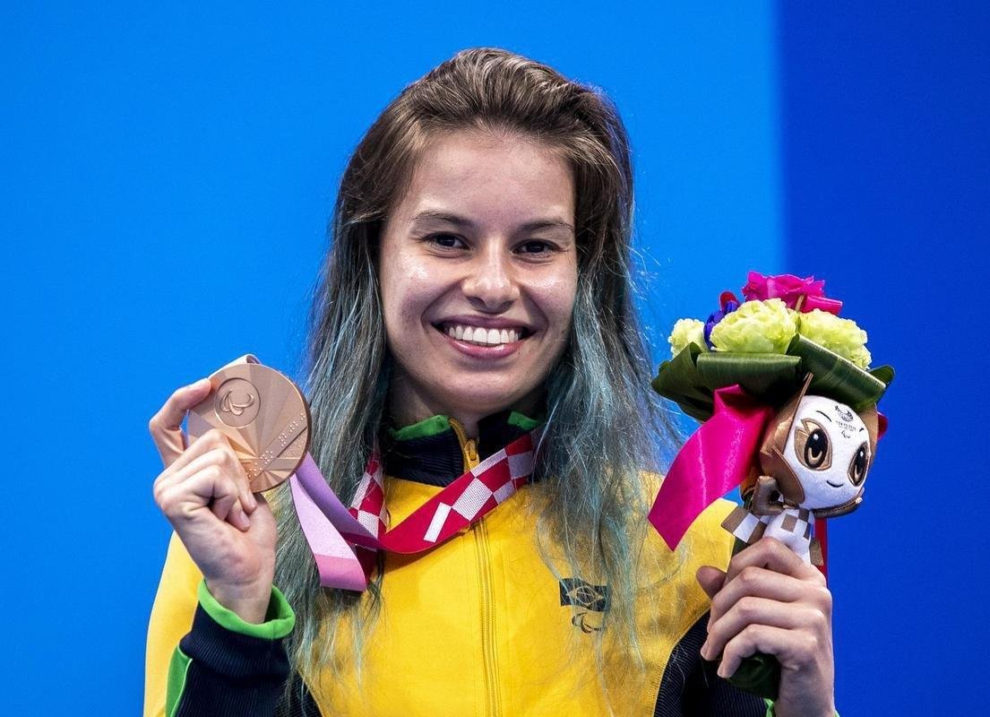 Beatriz Borges Carneiro ganhou o bronze nos 100m nado peito S14