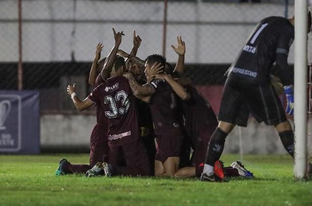 Com gols de Fernando Lombardi e Guillermo Paiva, Náutico bateu o Frei Paulistano e conquistou seu primeiro triunfo na Copa do Nordeste 2020
