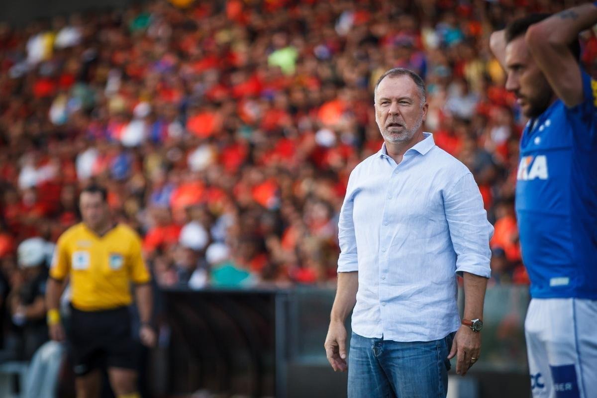 Fotos de Sport x Cruzeiro, na Ilha do Retiro, pela 24 rodada do Campeonato Brasileiro