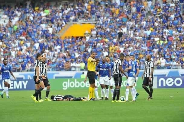 Imagens do jogo entre Cruzeiro e Botafogo, pela 19 rodada do Brasileiro, no Mineiro