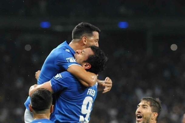 Fotos do duelo entre Cruzeiro e Amrica, no Mineiro