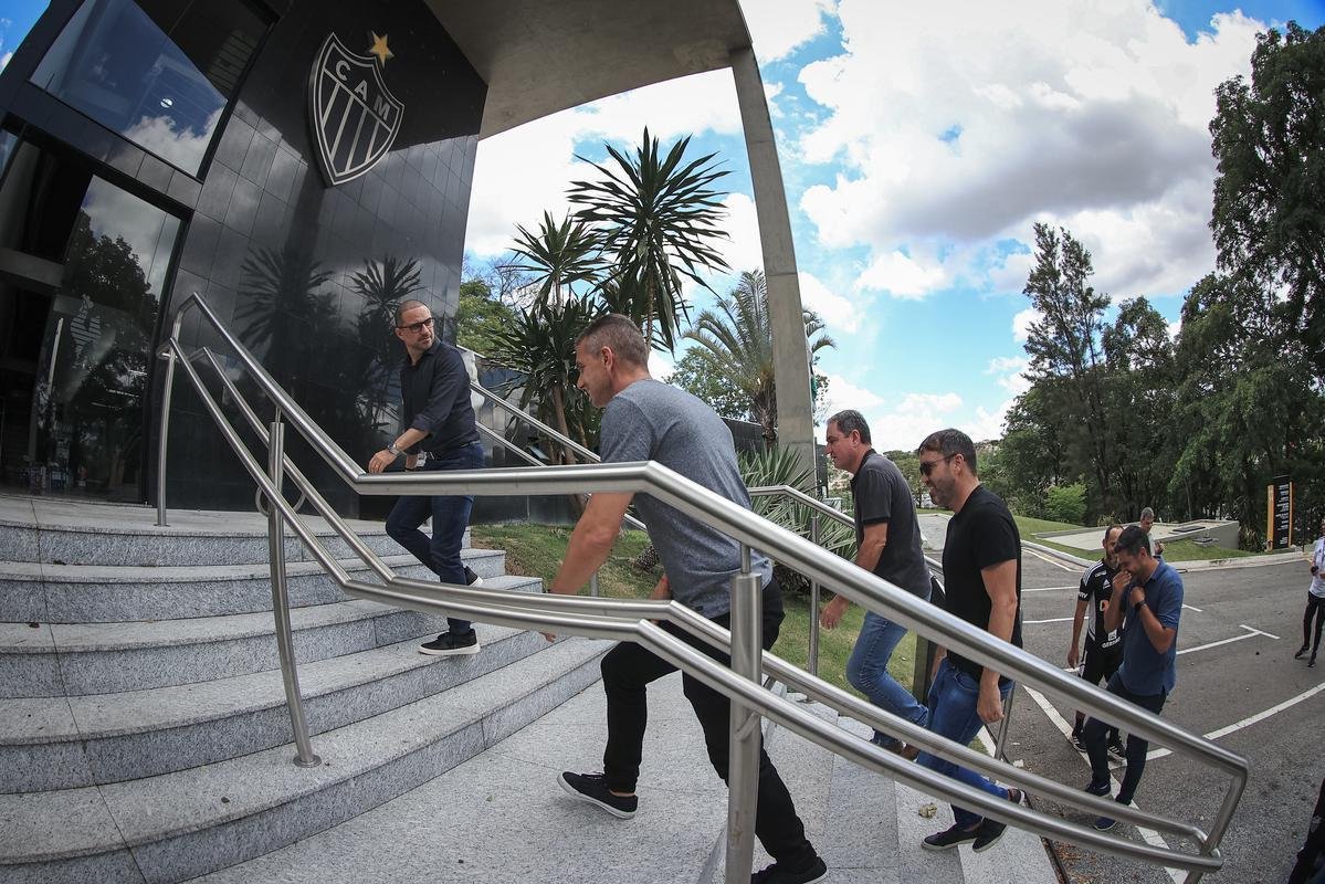 Coudet conhece a Cidade do Galo