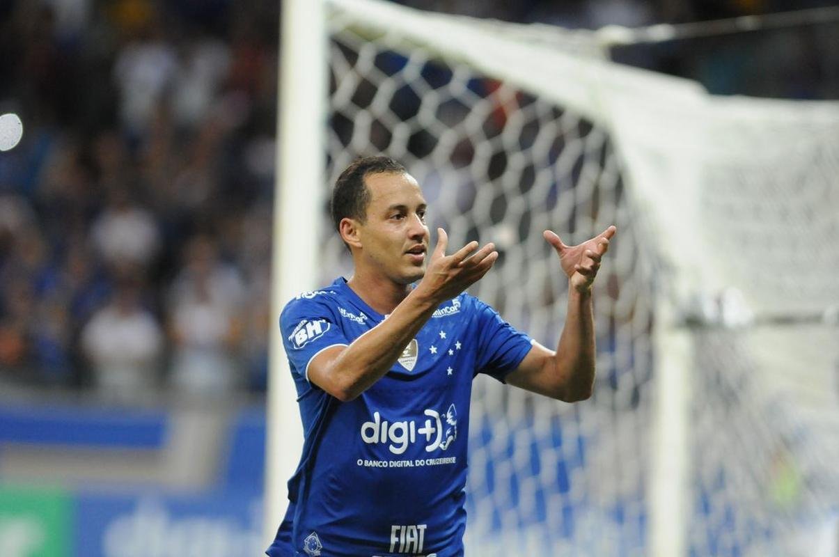 Veja fotos do jogo entre Cruzeiro e Patrocinense