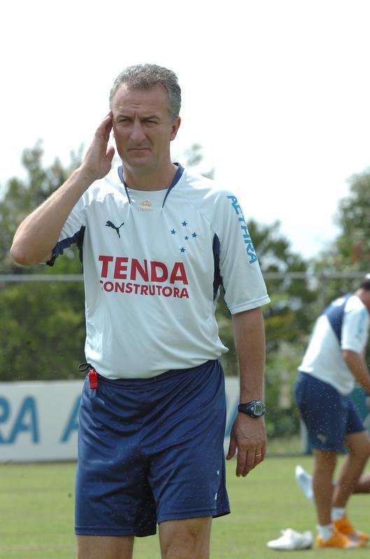 Dorival Jnior comandou o Cruzeiro em 2007.