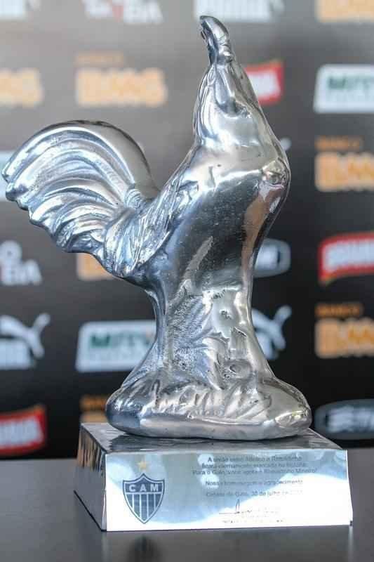 Ronaldinho Gacho se despediu dos jogadores e dos funcionrios do Atltico