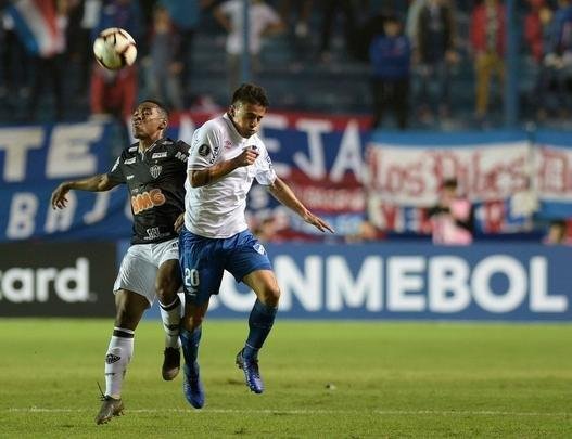 Nacional venceu Atltico por 1 a 0 no Gran Parque Central com gol de Bergessio